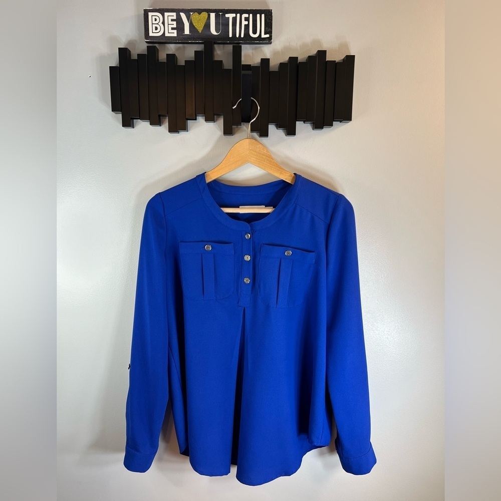 Jules & Jim Long Sleeved Blouse Roll Tab Cuff Size Medium